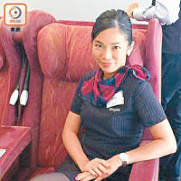陳曼儀生前任職港龍空姐。