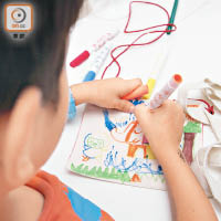 兒童畫畫的顏色運用、題材均可反映內心世界。（資料圖片）