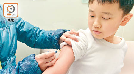 專家呼籲兒童及長者盡快接種流感疫苗。（資料圖片）