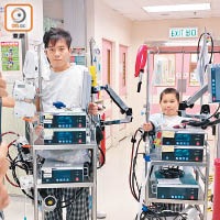 池志燊（左）和鄧啟謙正於瑪麗醫院等候合適心臟移植。（資料圖片）