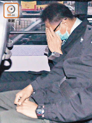 首被告尹凱明因誤殺外母被判監。