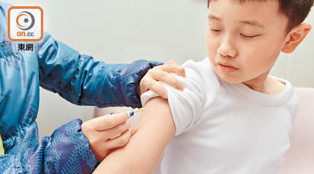 專家呼籲家長盡快帶子女接種預防流感疫苗。