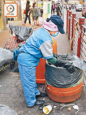當局計劃減少路面四成垃圾桶，防止不守法住戶掉垃圾入街上垃圾桶。