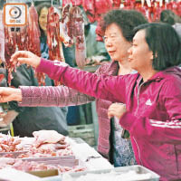 凍肉安全存疑，不少市民決定轉食新鮮肉，以策安全。