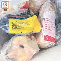深水埗<br>深水埗一間凍肉超市出售的內地雪藏雞，包裝上不見標明有效食用限期。