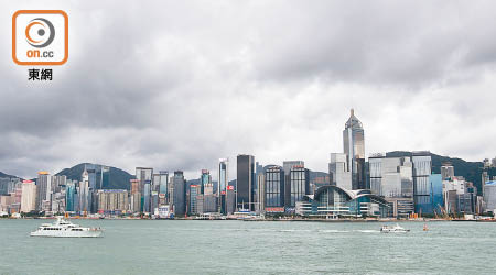「粵港澳大灣區」規劃上升至國家層面，有學者批評香港於金融科技發展不及內地。