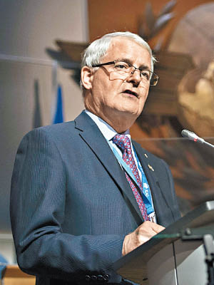 加拿大運輸部長加爾諾（Marc Garneau）