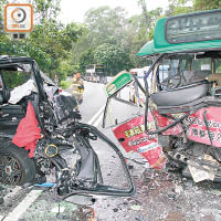 兩車車頭嚴重撞毀。