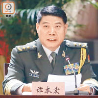 駐港部隊司令員譚本宏強調，駐軍會繼續成為香港繁榮穩定的「定海神針」。
