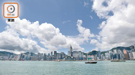政府發言人表示，兩項立法建議有助維持本港國際金融中心的聲譽。