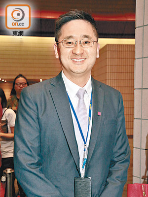 陳百里料出任商務及經濟發展局副局長。