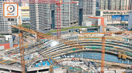 陳弘毅指高鐵一地兩檢「三步走」是尊重香港自治權的表現。（資料圖片）