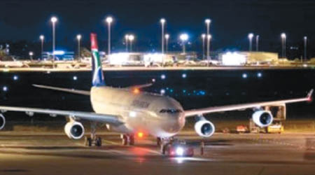 客機由香港飛往南非約翰內斯堡。（互聯網圖片）