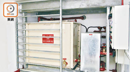 四至六層樓宇的消防喉轆系統水缸容量，可減至五百至一千五百公升。（黃偉邦攝）
