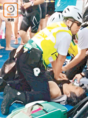救援人員替蘇若禹即場急救。（讀者提供）