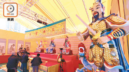 道教聯合會「羅天大醮」中華文化展演一連九日免費入場。（何駿軒攝）