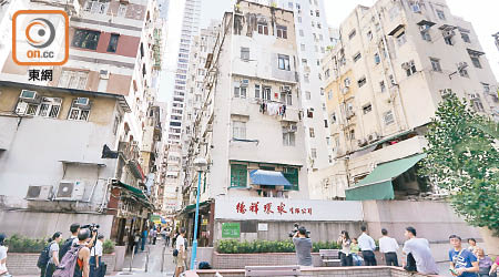 市建局今年七月啟動西營盤崇慶里/桂香街重建項目，韋志成估計明年初收購時，收購價再創新高。