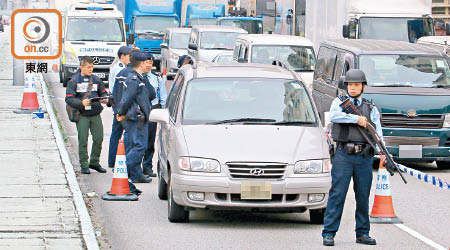 警方截停賊車拘捕其中一名南亞匪。（資料圖片）