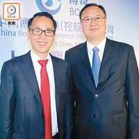 著名經濟學家謝國忠（左）及內地石化集團資本運營部高層陳學（右）一致睇好環保企業發展潛力。
