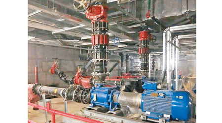 西九龍站B3層泵房內的消防供水及排水系統。（互聯網圖片）