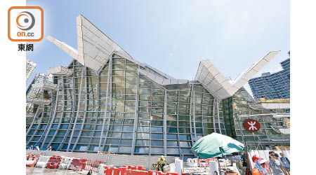 廣深港高鐵香港段及沙中線項目均採用「委託協議模式」。