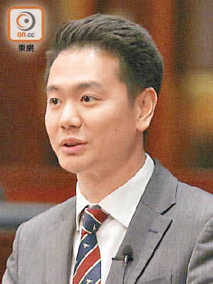 立法會議員 執業律師 周浩鼎 