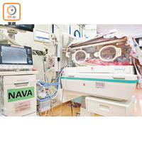 屯院目前持續有四至五名嬰兒需使用新款呼吸機。（受訪者提供）
