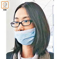 周小姐：「我由香港轉乘國泰機返內地，不清楚香港嘅航空公司，但下次或不會再坐國泰。」