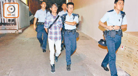 男子涉妨礙警務人員執行職務被捕。（馬竟峯攝）