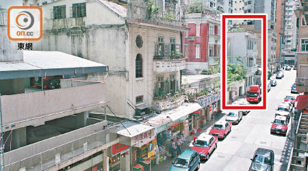 有八十九年歷史的毓秀街十七號（紅框示），擬議評為二級歷史建築。