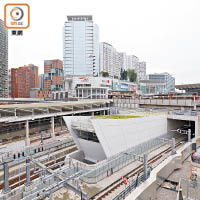 香港工程師學會認為沙中線紅磡站東西走廊月台層板可合乎安全。