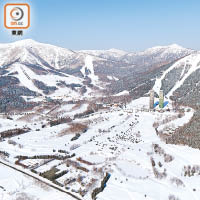 北海道的滑雪場擁極長的雪道。