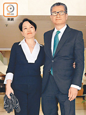 陳茂波申報太太許步明本月初增持一個中山住宅單位作自用。