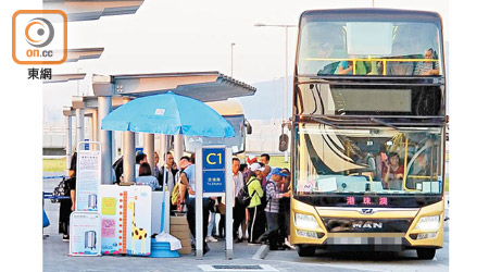 「金巴」營辦商已購置了十三輛新巴士。