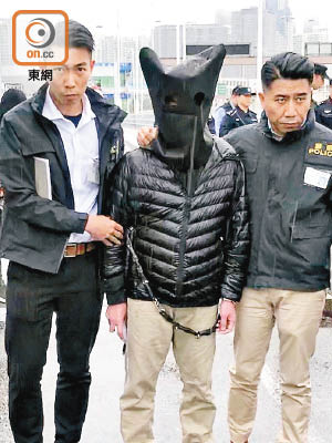 被告盧慶麒日前由內地移交本港警方處理。