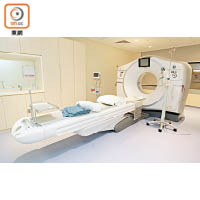 病人曾於前年入院時接受腦部電腦掃描。