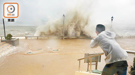 山竹去年襲港造成多區水浸、設施受損。