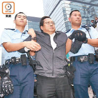 何俊仁當年在警方的清場行動中被帶走。