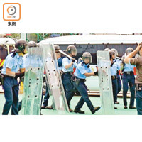 佔領行動後警方再成立兩隊警察機動部隊，以防暴亂事件一觸即發。