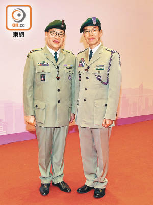 葉永成（左）同吳亞明（右）認為童軍可以訓練小朋友獨立。（陳嘉順攝）