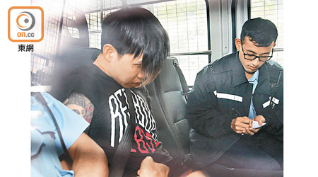首被告吳祖軒（左）判監三年四個月。