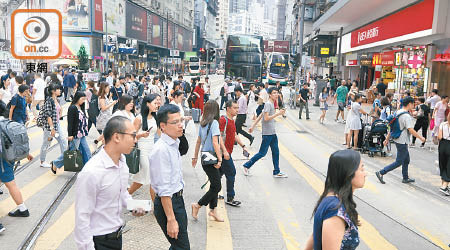 港府去年度的利得稅、物業稅、個人入息課稅及博彩稅的四項稅收創新高。