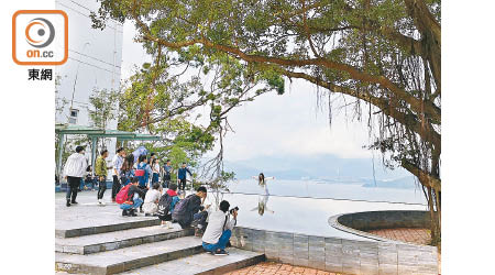 內地多個網站均推介中大為著名景點。