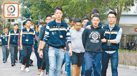 有屯門區議員認為假難民每年花費納稅人十多億元血汗錢，福利更「好過香港人」。