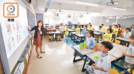 教育局建議檢討校長及教師薪酬，並改善公營小學的中層管理人手。