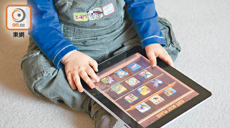 幼兒若每日觀看電子屏幕超過兩小時，患過度活躍症風險較高。