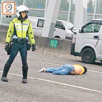 死者當日墮地後送院治理，最終傷重不治。