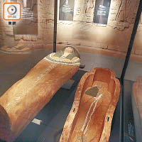 從「尼斯柏能納的外棺」可看出古埃及人對死亡的看法。（吳艶玲攝）