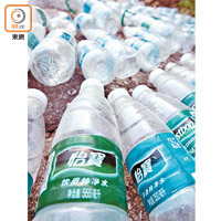 廢棄膠樽以內地品牌怡寶佔最多，團體呼籲品牌盡快訂出減塑目標及措施。