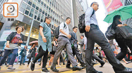 報告指香港是亞洲第四個最容易營商的地區，僅次於泰國、南韓及日本。
